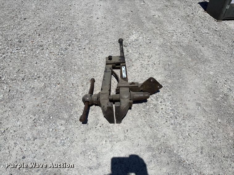 image for item FC5688 Vice clamp