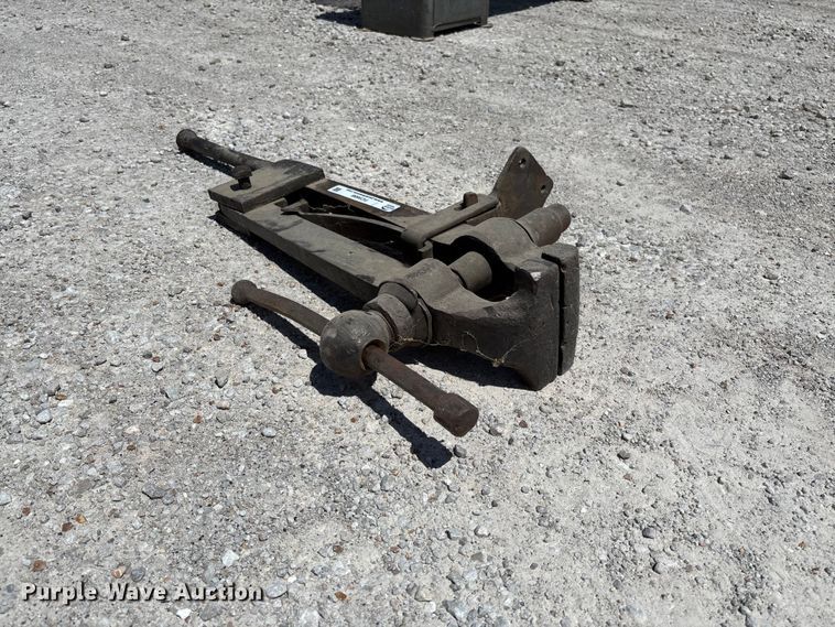 image for item FC5688 Vice clamp