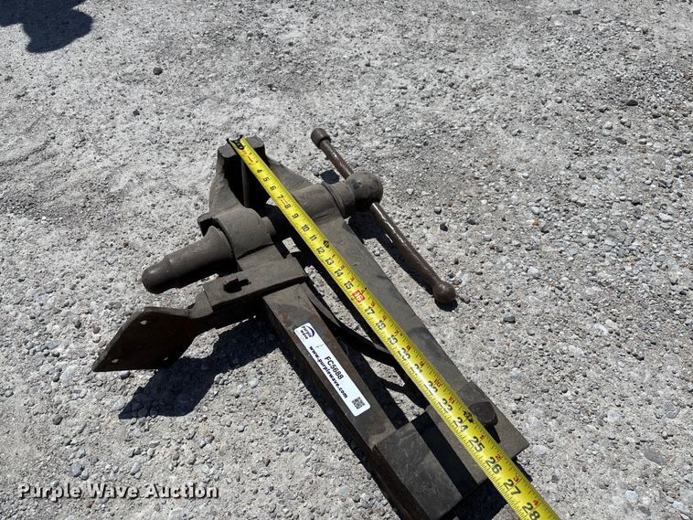 image for item FC5688 Vice clamp