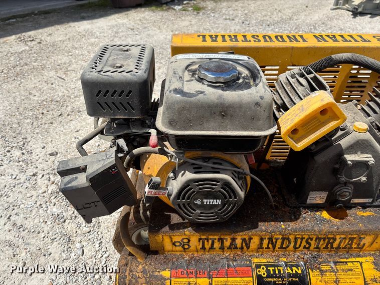 image for item FC5689 Titan generator