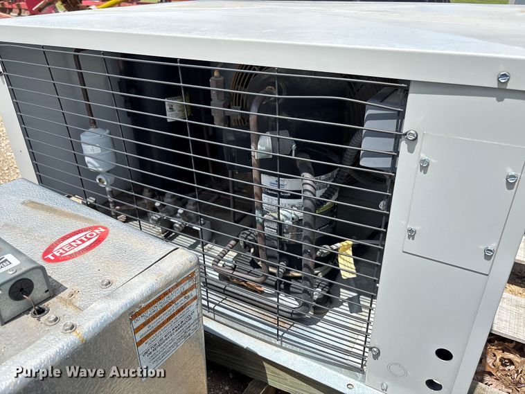 image for item FC5692 Walk-in freezer