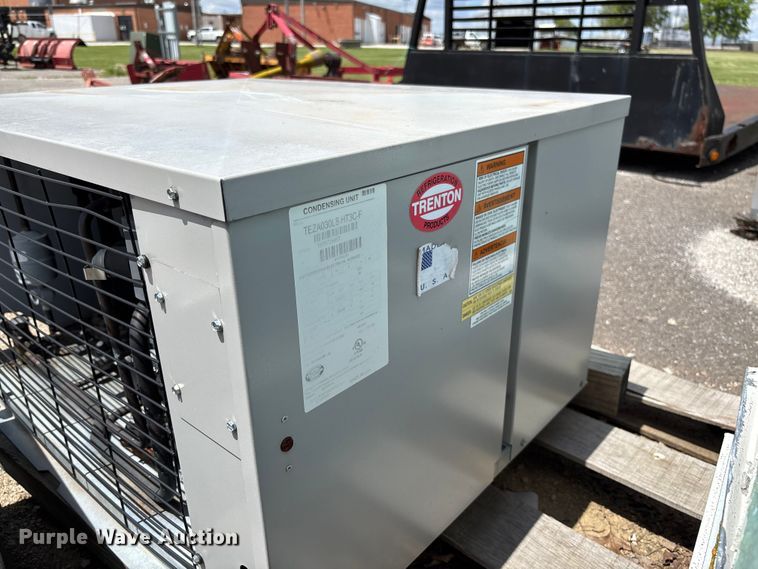 image for item FC5692 Walk-in freezer