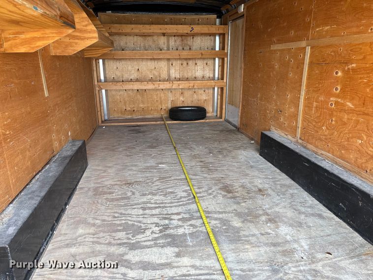 image for item FC5693 2004 Doolittle enclosed cargo trailer