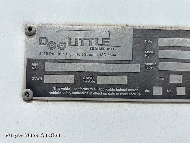 image for item FC5693 2004 Doolittle enclosed cargo trailer