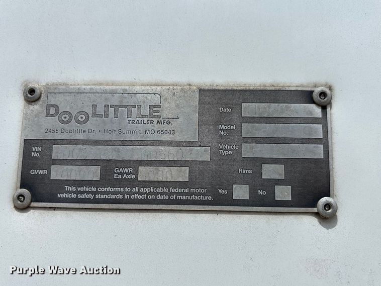 image for item FC5693 2004 Doolittle enclosed cargo trailer