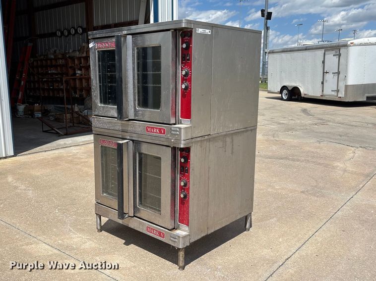 image for item FC5694 Blodgett Mark V convection oven
