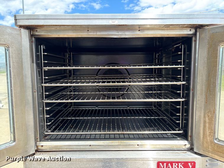 image for item FC5694 Blodgett Mark V convection oven