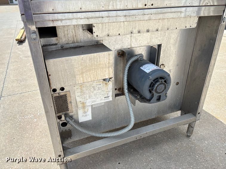 image for item FC5694 Blodgett Mark V convection oven