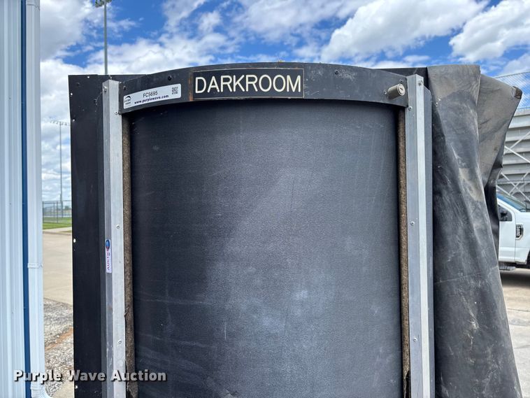 image for item FC5695 Film developing dark room booth