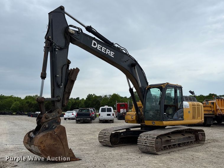 image for item FC5698 2013 John Deere 210G excavator