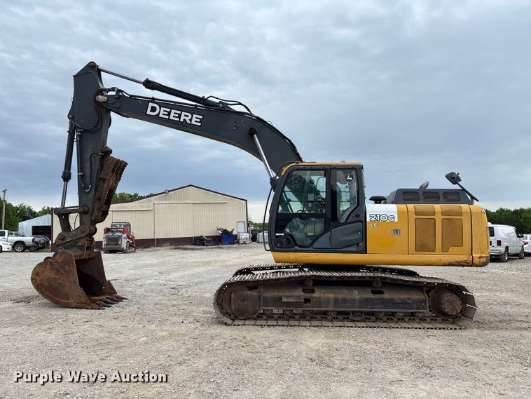 image for item FC5698 2013 John Deere 210G excavator