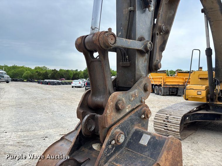image for item FC5698 2013 John Deere 210G excavator