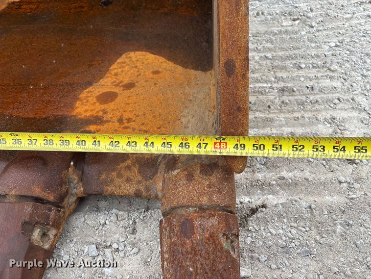 image for item FC5698 2013 John Deere 210G excavator