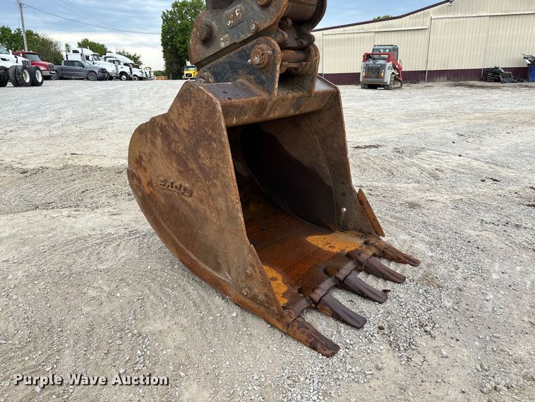 image for item FC5698 2013 John Deere 210G excavator