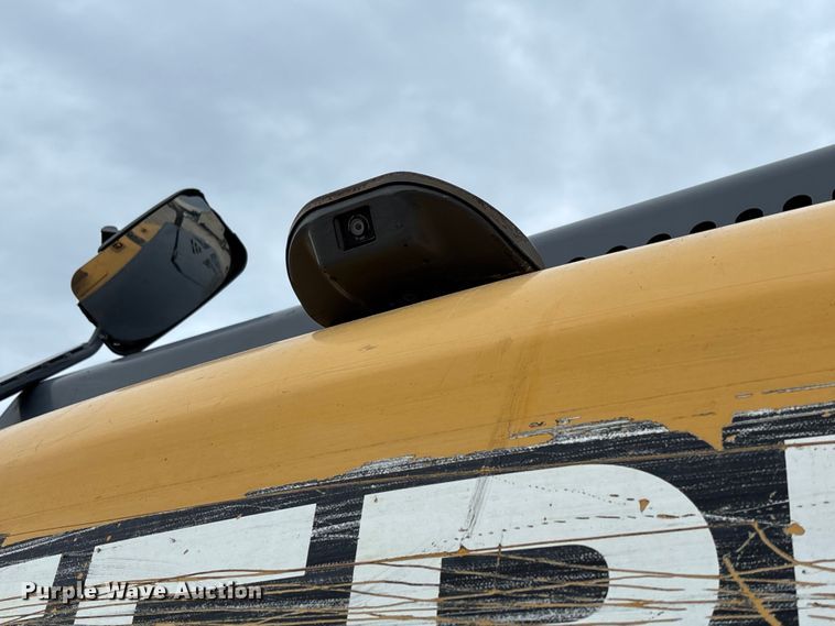 image for item FC5698 2013 John Deere 210G excavator