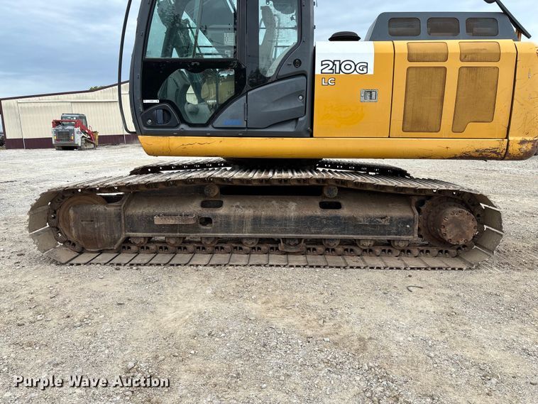 image for item FC5698 2013 John Deere 210G excavator