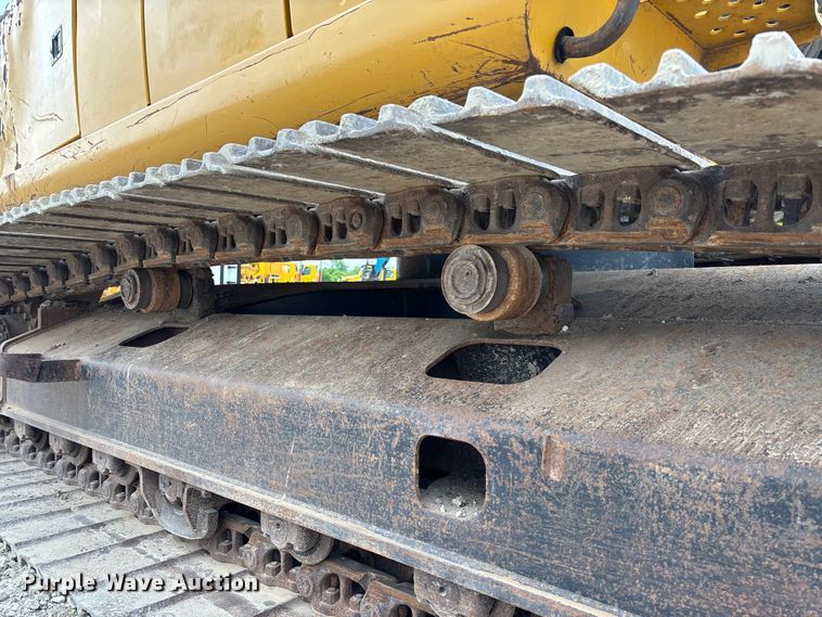 image for item FC5698 2013 John Deere 210G excavator
