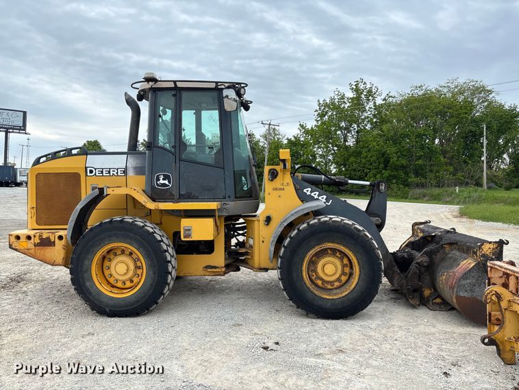 image for item FC5700 2008 John Deere 444J wheel loader