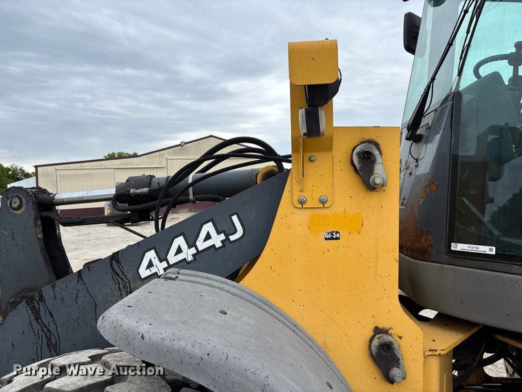 image for item FC5700 2008 John Deere 444J wheel loader