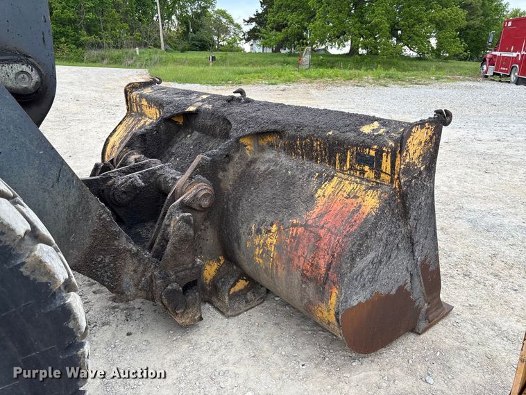 image for item FC5700 2008 John Deere 444J wheel loader