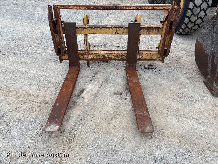 image for item FC5700 2008 John Deere 444J wheel loader
