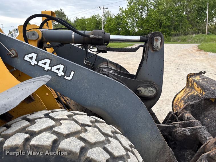 image for item FC5700 2008 John Deere 444J wheel loader