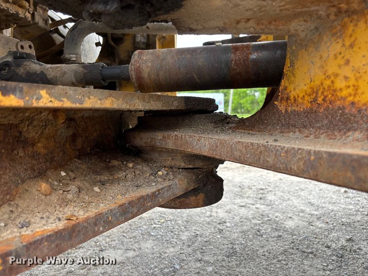 image for item FC5700 2008 John Deere 444J wheel loader