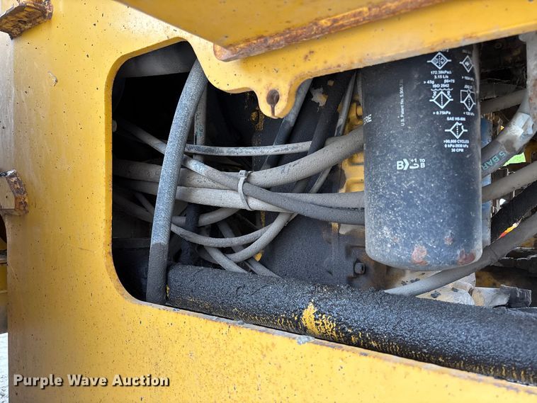 image for item FC5700 2008 John Deere 444J wheel loader