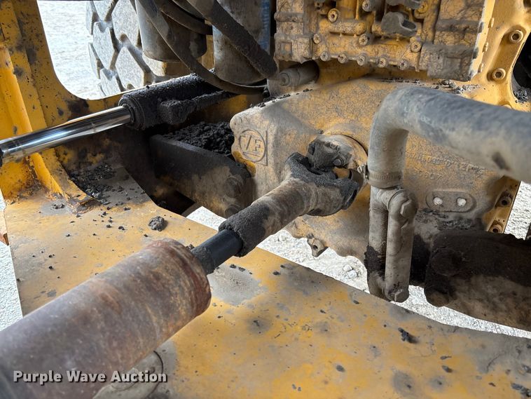 image for item FC5700 2008 John Deere 444J wheel loader