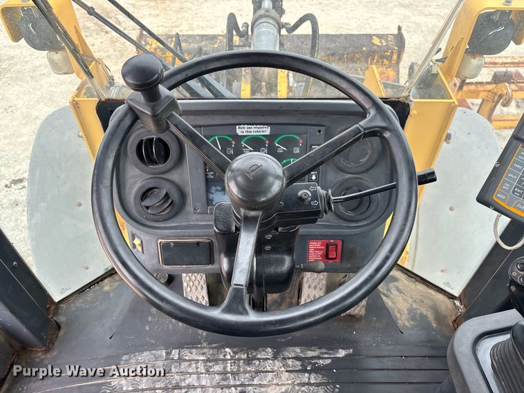 image for item FC5700 2008 John Deere 444J wheel loader