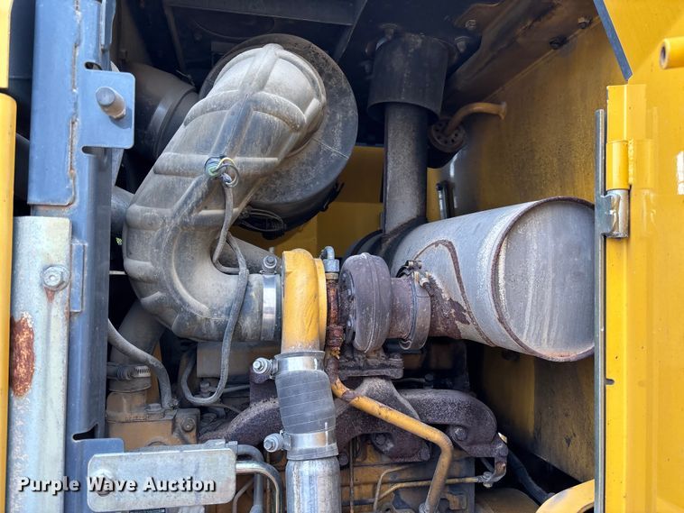 image for item FC5700 2008 John Deere 444J wheel loader