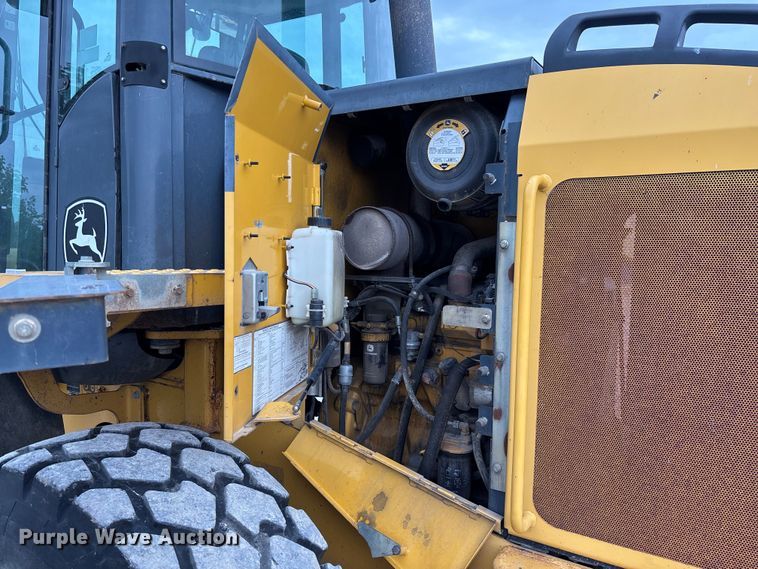 image for item FC5700 2008 John Deere 444J wheel loader