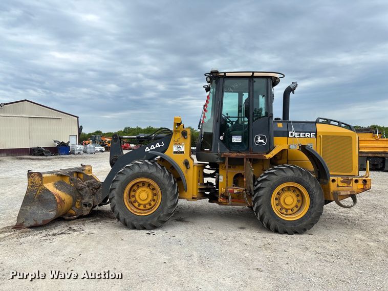 image for item FC5701 2008 John Deere 444J wheel loader
