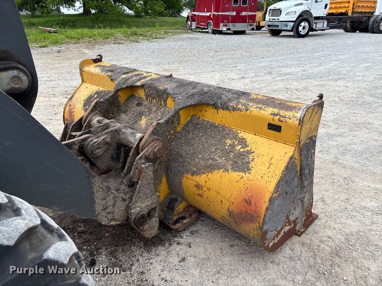image for item FC5701 2008 John Deere 444J wheel loader