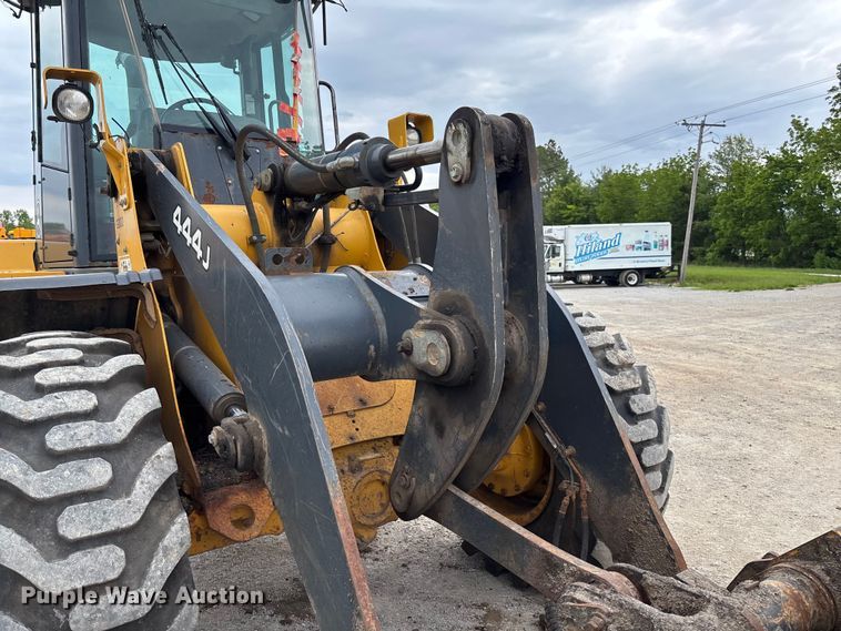 image for item FC5701 2008 John Deere 444J wheel loader