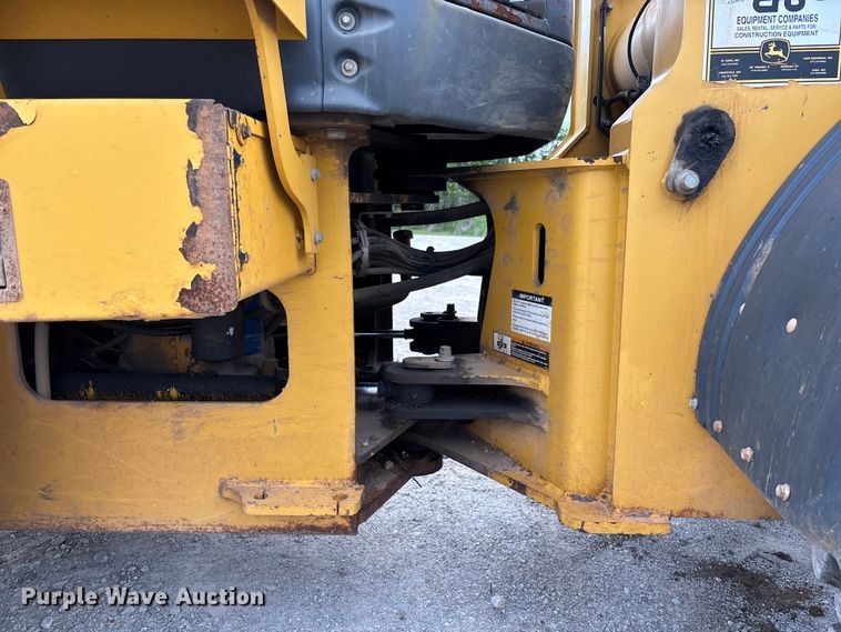 image for item FC5701 2008 John Deere 444J wheel loader