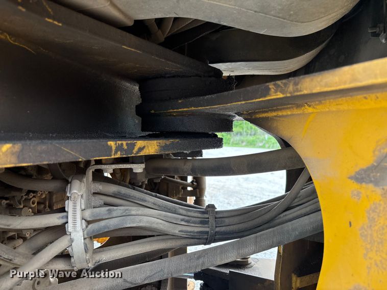 image for item FC5701 2008 John Deere 444J wheel loader