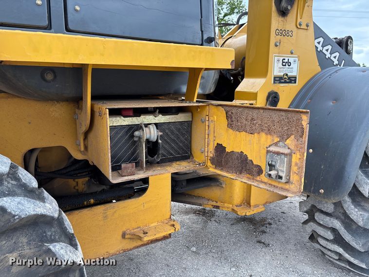 image for item FC5701 2008 John Deere 444J wheel loader