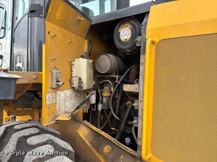 image for item FC5701 2008 John Deere 444J wheel loader
