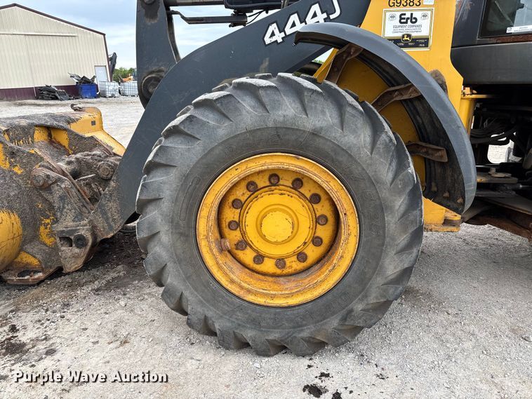 image for item FC5701 2008 John Deere 444J wheel loader