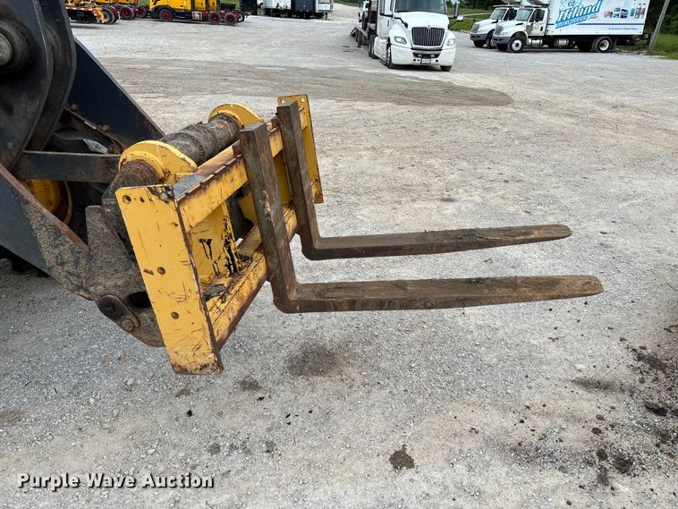 image for item FC5701 2008 John Deere 444J wheel loader