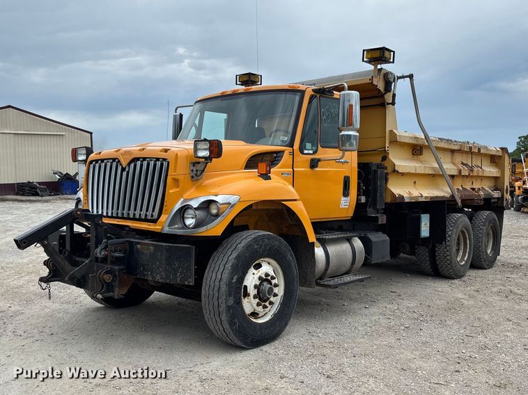 image for item FC5702 2011 International 7500 dump truck