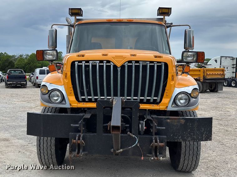 image for item FC5702 2011 International 7500 dump truck