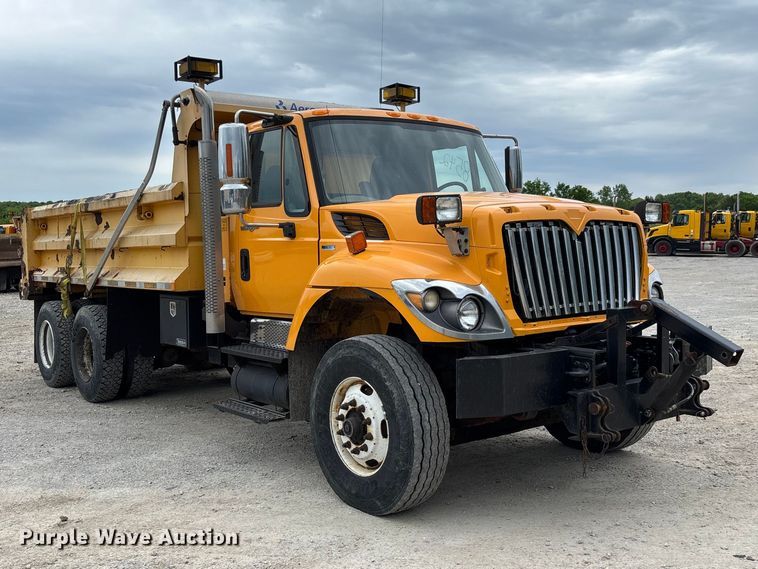 image for item FC5702 2011 International 7500 dump truck