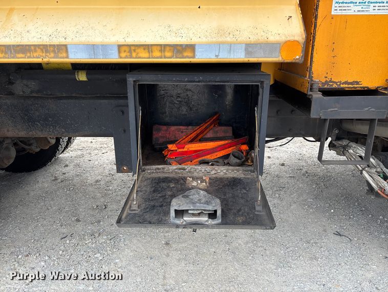 image for item FC5702 2011 International 7500 dump truck