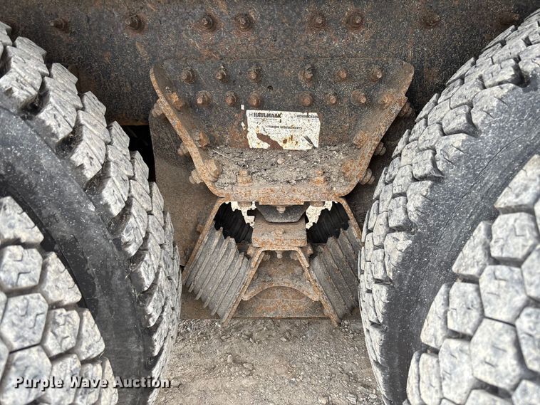 image for item FC5702 2011 International 7500 dump truck