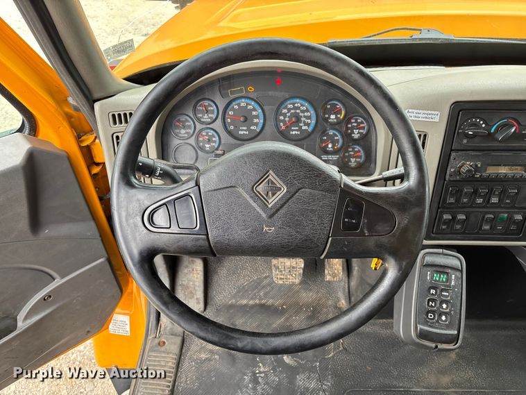 image for item FC5702 2011 International 7500 dump truck