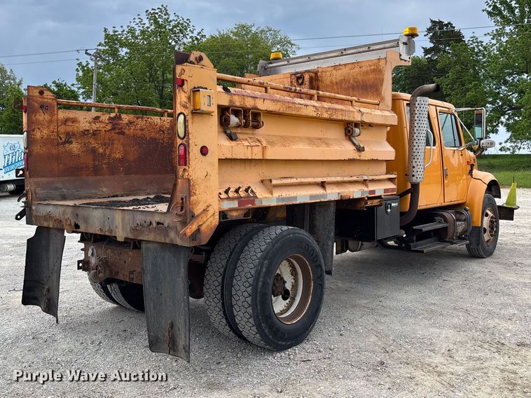 image for item FC5703 2001 International 4900 Crew Cab dump truck