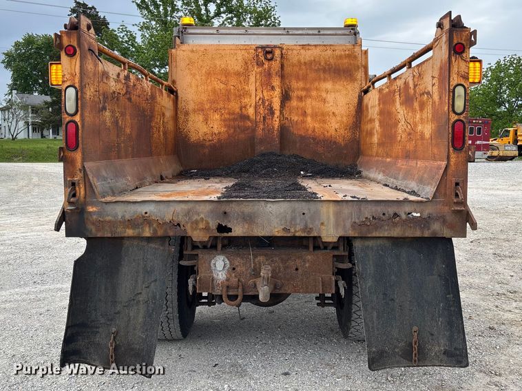 image for item FC5703 2001 International 4900 Crew Cab dump truck