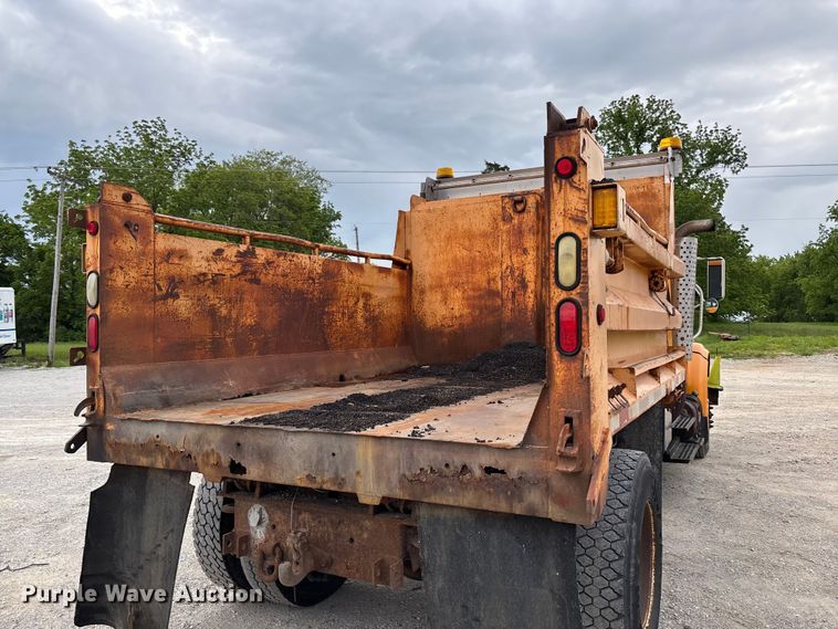 image for item FC5703 2001 International 4900 Crew Cab dump truck